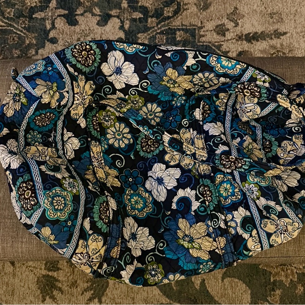 Vera Bradley Duffle 💙